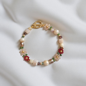 RUSTLE - 秋のビーズフラワーブレスレット：ゴールドフィルド、パール＆クリスタルジュエリー