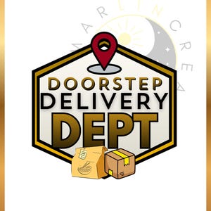 Puede incluir: Un logotipo de un servicio de entrega, con un marcador de ubicación rojo sobre las palabras "Doorstep Delivery Dept" en un hexágono dorado y negro. Debajo, ilustraciones de una bolsa de papel marrón y una caja de cartón.