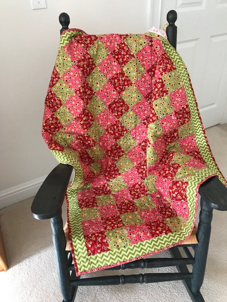 Lap Quilt Crib Quilt Patchwork Red Green Rose Flannel Backing Cosy and Warm Sofa Throw Colorful Decor
