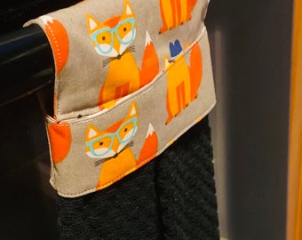 Fox oven door towel | cute fox dish towel | hanging tea towel | stove hanging towel | hanging kitchen stove handle towel | absorbent towel