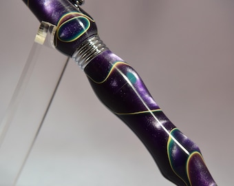 Handgefertigter Lila Acrylstift mit Chrom Akzenten