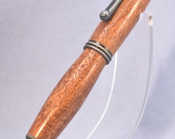 "Ein Wunderschöner Modestro Füllfederhalter in ""Macaca Uba"" und Antik Silber."