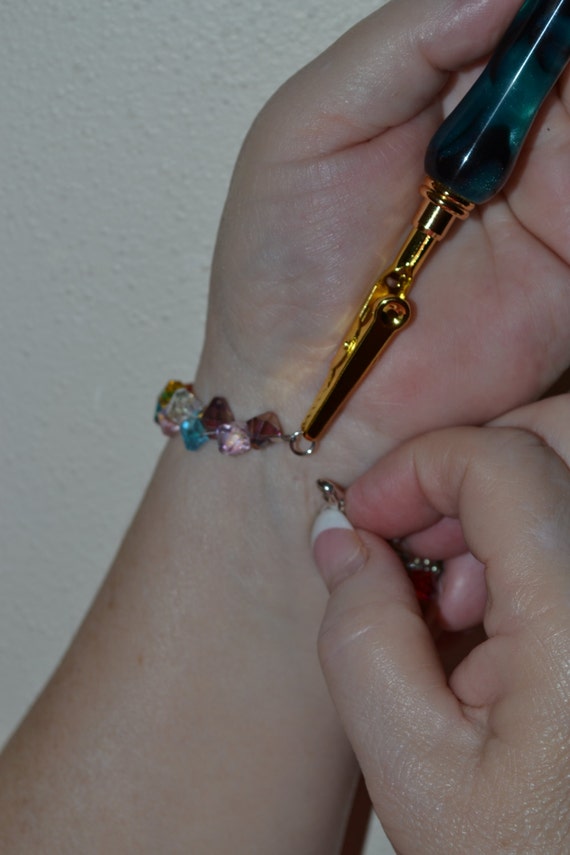 Crystal Wand Clip, Bracelet Assist Tool, Bracelet Holder, Jewelry Helper,  Wand Clip 