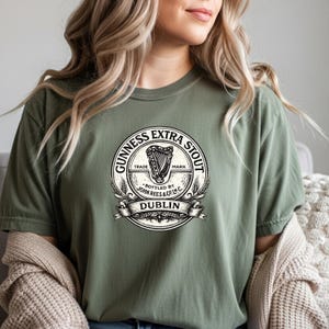 St Patricks Day Guinness Extra Stout Dublin T-Shirt | Vintage Beer Label Tee Bild 9