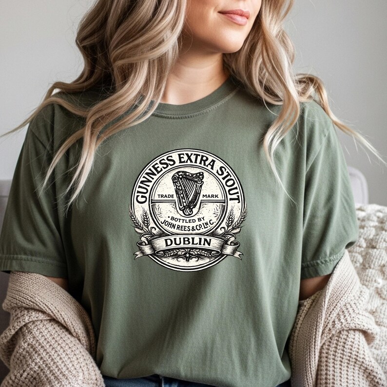 St Patricks Day Guinness Extra Stout Dublin T-Shirt | Vintage Beer Label Tee Bild 9