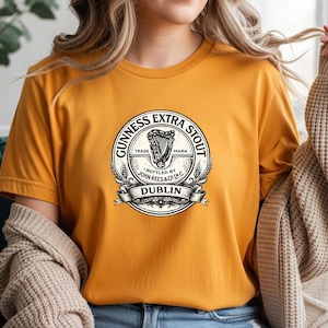 St Patricks Day Guinness Extra Stout Dublin T-Shirt | Vintage Beer Label Tee Bild 8