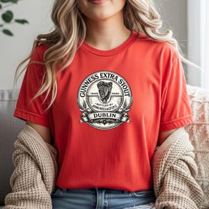 St Patricks Day Guinness Extra Stout Dublin T-Shirt | Vintage Beer Label Tee Bild 6