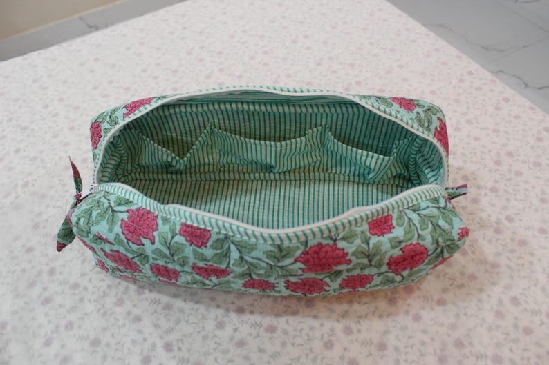 Sac à outils de coiffure matelassé à imprimé bloc, sac Dyson Airwrap/Airstrait, étui de voyage, cadeau pour femme image 12