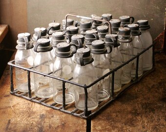 Vintage Full Set of 24 Numbered Half Pint Milk Sampling Bottles in Wire Rack - Mojonnier Brothers, Chicago