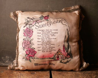 Vintage Sweetheart Pink Souvenir Pillow with Gold Trim - Wisconsin Dells - Great Valentine's Gift