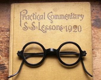 Vintage Small Round Black Eyeglasses - Great Unisex Frames