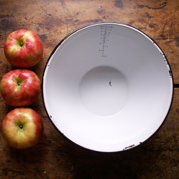 Vintage Round Mixing Bowl with measurements - White Enamel with Black rim