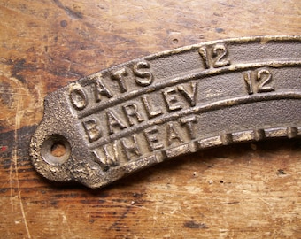 Vintage Brass Scale Back Plate - Oats, Barley, Wheat - Great Retro Farmhouse Kitchen Decor!