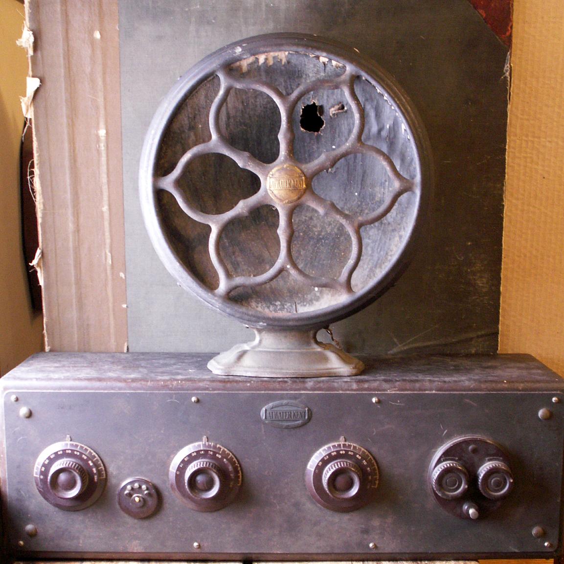 Antique Atwater Kent Radio Receiving Set Model 20 - Tube Radio