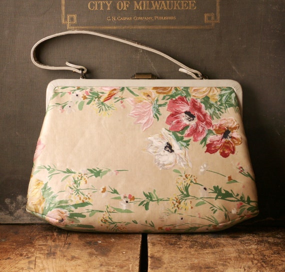 Vintage White Floral Silk and Leather Purse - Gre… - image 5