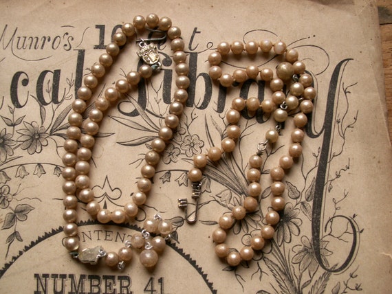 Vintage Costume Pearl Necklaces and Earrings (Bro… - image 3