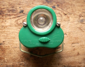 Vintage Bright Green Bakelite Ristlite Lantern - Girl Scout Camping Wrist Flashlight