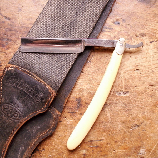 Fox Vintage couverts Straight Razor avec poignée bakélite et Accents argent