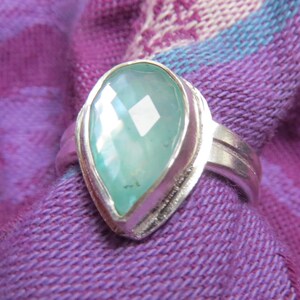 Flashing Aventurine in Sterling Ring Size 6 & a Half image 3