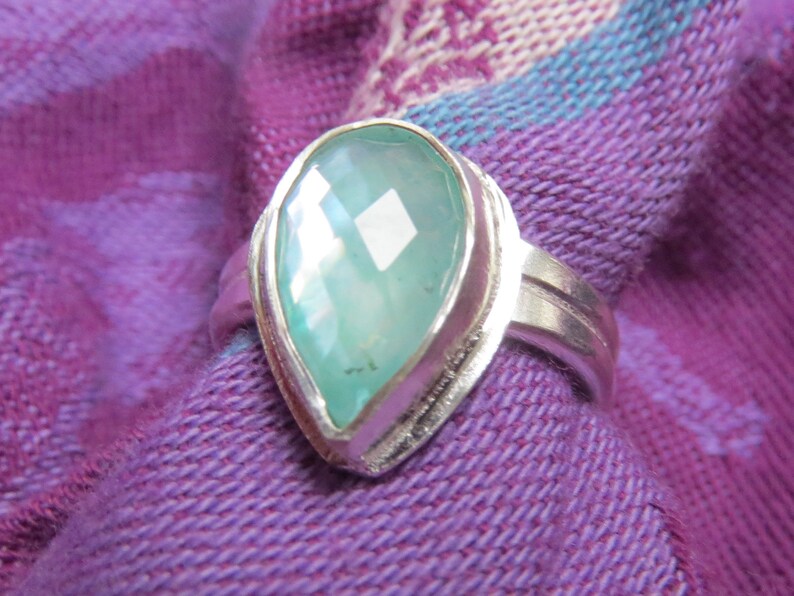 Flashing Aventurine in Sterling Ring Size 6 & a Half image 3