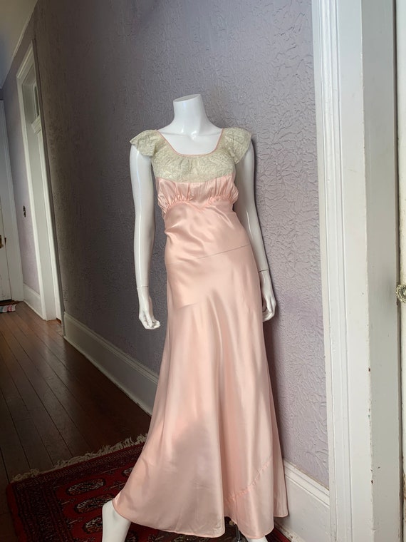 30's/40s Vintage Pink Satin Lace Glamour Gown Dre… - image 6