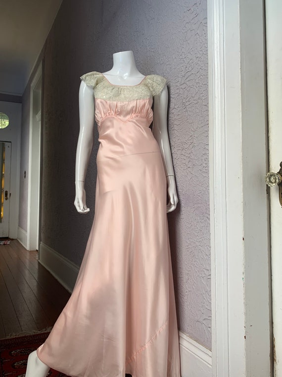 30's/40s Vintage Pink Satin Lace Glamour Gown Dre… - image 9