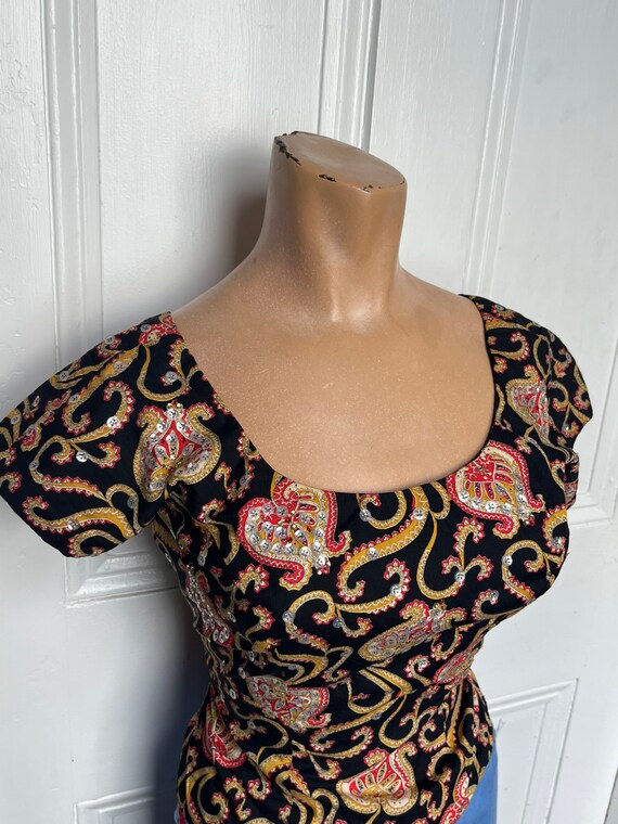 50's Vintage Black Paisley Print Sequin Beaded To… - image 2