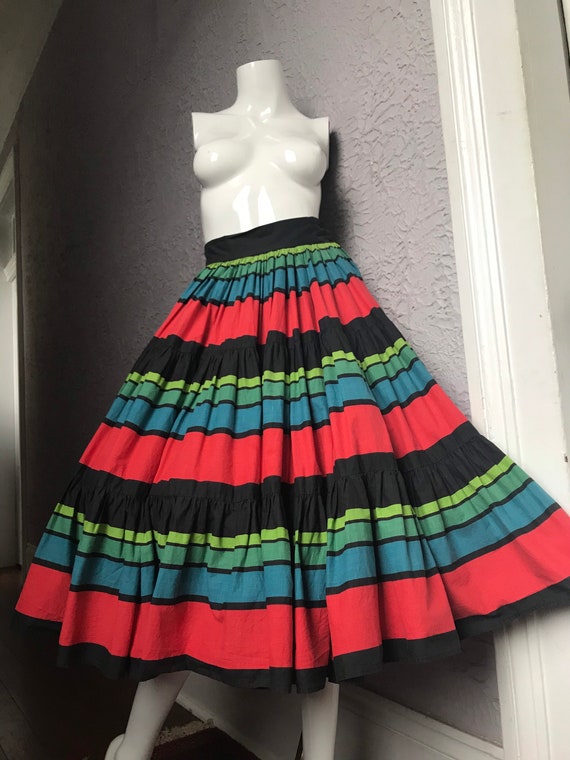 50’s Vintage Colorful Striped Fiesta Cotton Circle