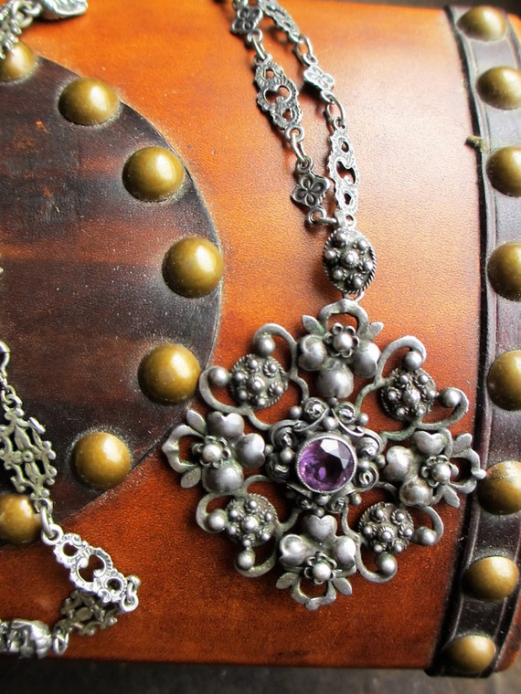 20's  Vintage Gothic Figural Amethyst Necklace Pe… - image 4