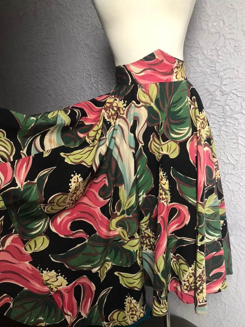 1940/'s Vintage Rayon Floral High Waist Circle Skirt XSm
