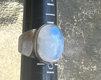 Vintage Sterling Silver Moonstone Ring Blue Fire 5.5