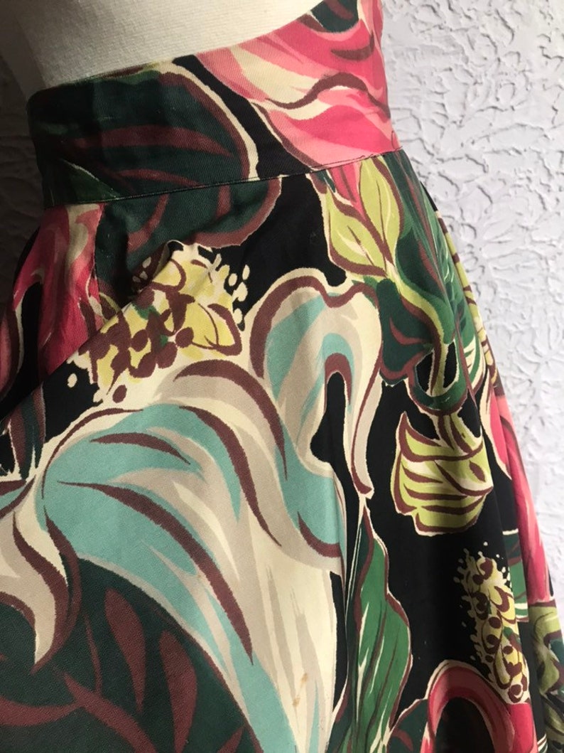 1940/'s Vintage Rayon Floral High Waist Circle Skirt XSm