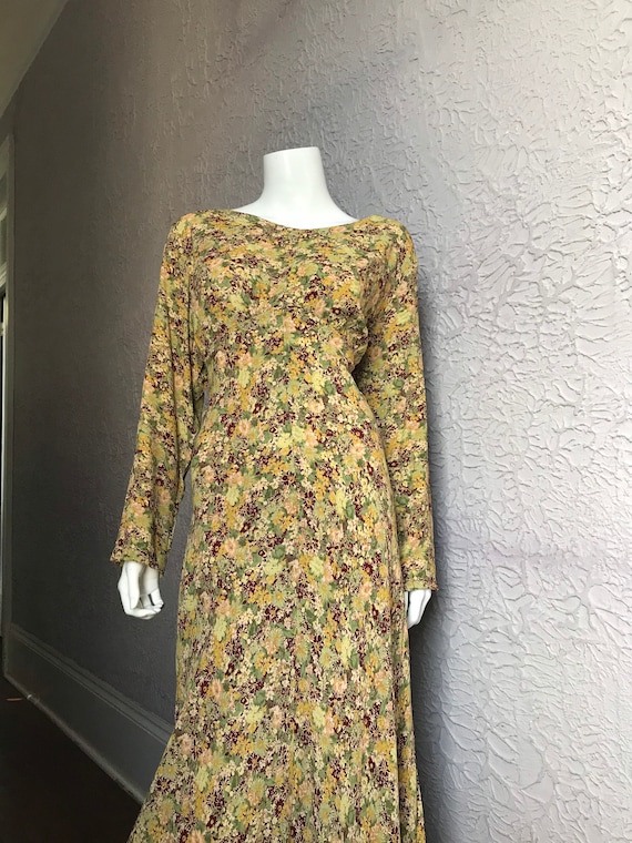80's/90's Vintage Street Life Rayon Floral 30's Dr