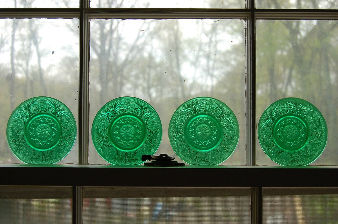 Vintage Green Depression Glass Plates Set of 4 Etsy