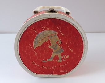 Luce Vintage Round Red Doll Case – Rain, Rain, Go Away / Child’s Small Suitcase / 1950s Toy Suitcase / Child Travel Case / LUCE Doll Case
