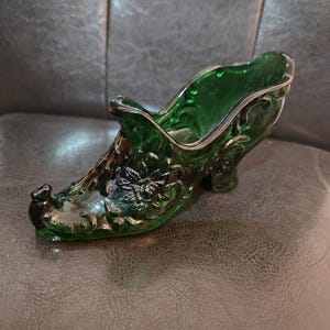 Vintage  Green Glass Slipper