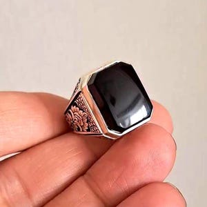 Black Agate Aqeeq Ring: Handmade 925 Sterling Silver Mens Ring