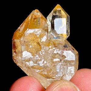 106 Carat Unique Rare Natural DT Diamond Quartz Crystal @PAKISTAN Mineral Collectors/Clay Inclusion/Rainbows/Fully Terminated