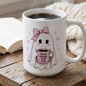 Taza de café con diseño de fantasma, coqueta gótica pastel espeluznante, taza de cerámica kawaii. imagen 1