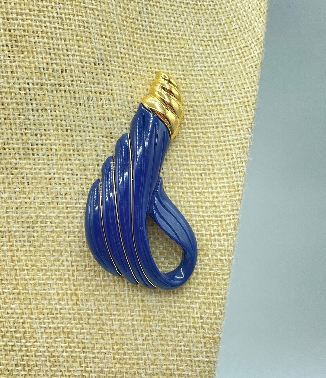 Vintage Crown Trifari Blue Lucite Brooch: 1960s Gold Tone Jewelry - Etsy