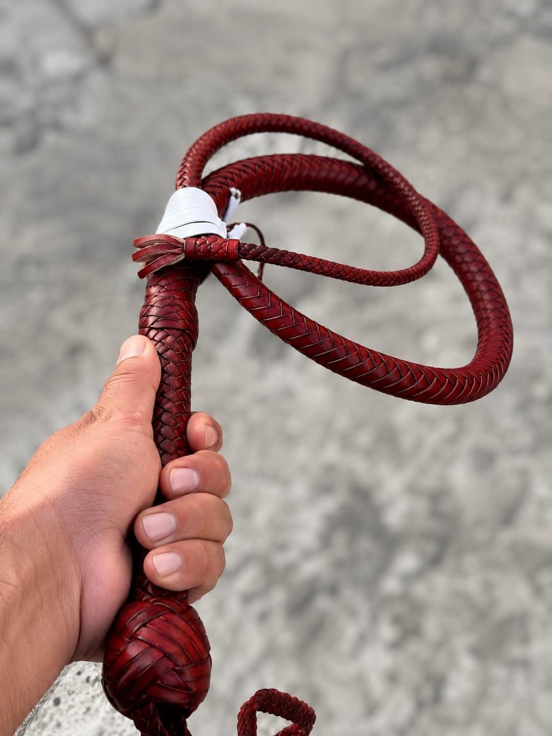 Handmade Red Brandy Kangaroo Leather Bullwhip – Indiana Jones Style, 12/16 Plait