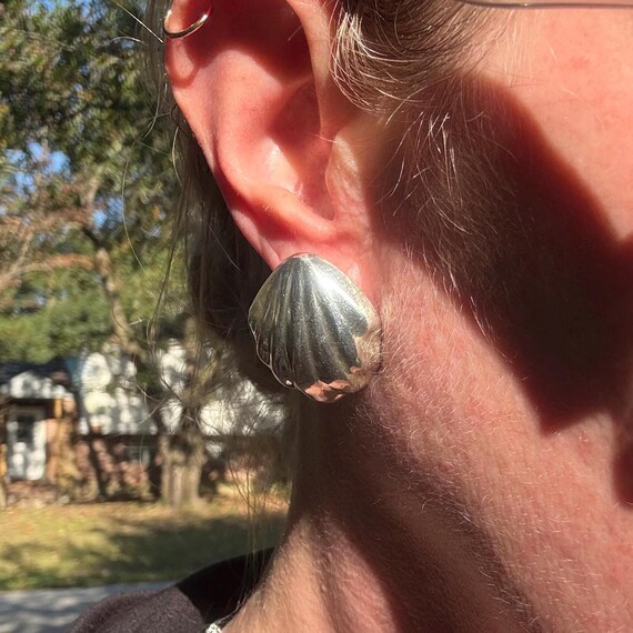 Vintage Sterling Silver Shell Earrings | Bold Sta… - image 3