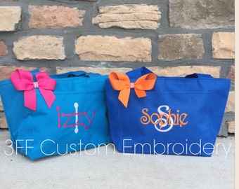 Personalized Insulated Lunch Tote Pick your Tote Color, Font, & Thread Color/Lunch Bag/Lunch Cooler/Monogrammed Lunch Bag