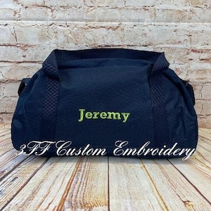Personalized Monogrammed Embroidered Duffel/Duffel Bag/Luggage/Sleepover Bag/Boys Travel Bag/Vacation Bag/Sports Bag
