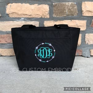 Personalized Monogram Lunch Tote/Bag with Arrow Frame/Monogram Gift/Insulated Lunch Bag/Lunch Cooler/Gift for Friend image 3