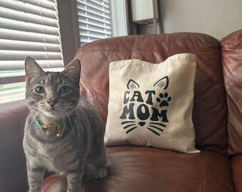 Custom printed Cat Mom tote. Great gift for cat lover. Can add name if requested. Send us your custom design to print. Gift for friend/ Mom