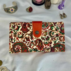 Handmade Boho Turkish Wallet – Vintage Carpet Design Zipper Trifold Purse, Ethnic Women’s Small Wallet,Boho Wallet For Women,Colorful Wallet
