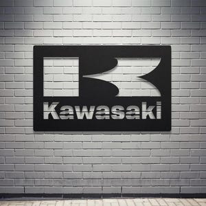 カスタムカワサキロゴメタルウォールアート、マットブラックのオートバイブランドウォールデコ、ガレージ、ワークショップ、オフィス、または男の隠れ家、バイカーギフトアイデア