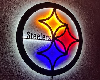 Pittsburgh Steelers LED Sign Wall Decor, NFL Football Team Lighted Logo Art, Man Cave Neon Style Gift for Football Fans Home Bar Decor