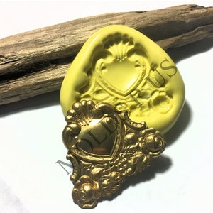 Heart Medallian silicone food safe rubber mold